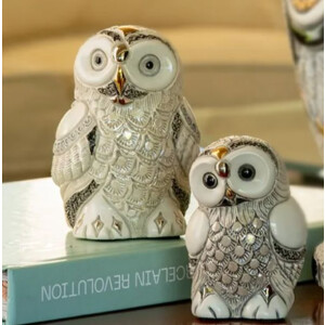 DE ROSA Coll. - Great white owl baby / Große weiße Eule Baby - BABY FAMILIES Collection