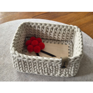Schwarzwald Maschen - rechteckiger Korb mit Holzboden (Birke 4mm) - 15 x 20 x 8cm - Farbe : Cashmere beige