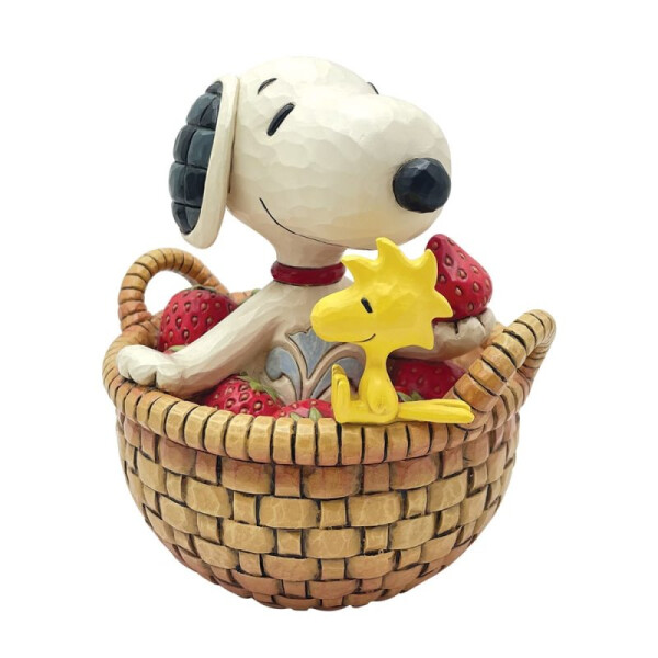 PEANUTS by Jim Shore - SNOOPY IN A BASKET FULL OF STRAWBERRIES